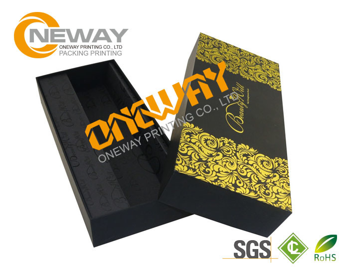 Color Hard Paper Gift Box Packaging , Custom Size Decorative Gift Boxes With Magnet